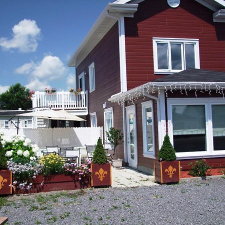 Motel Canadien Trois-Rivières Exteriör bild
