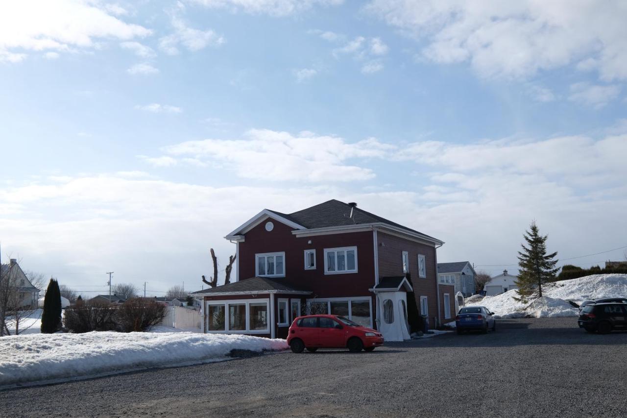 Motel Canadien Trois-Rivières Exteriör bild